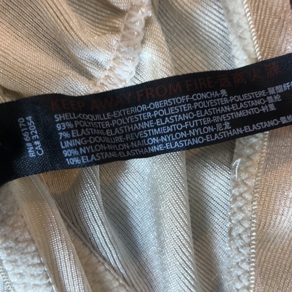 Halter Top - Picture 15 of 16